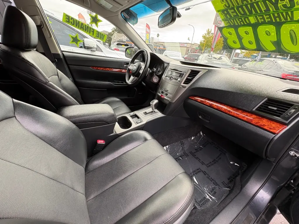 2010 Subaru Outback Ltd