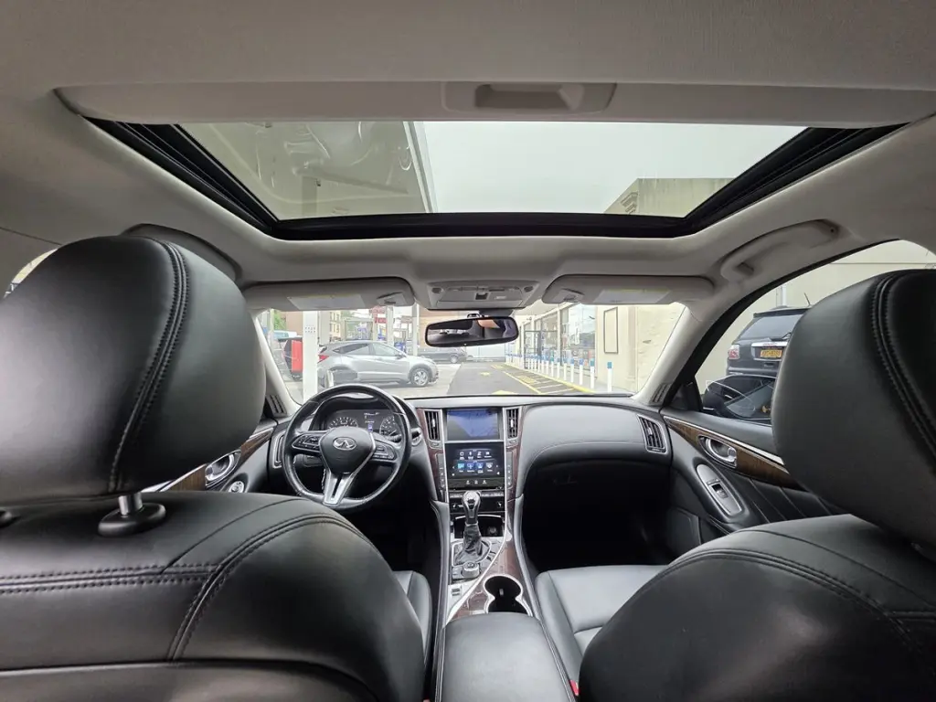 2019 INFINITI Q50 3.0t LUXE