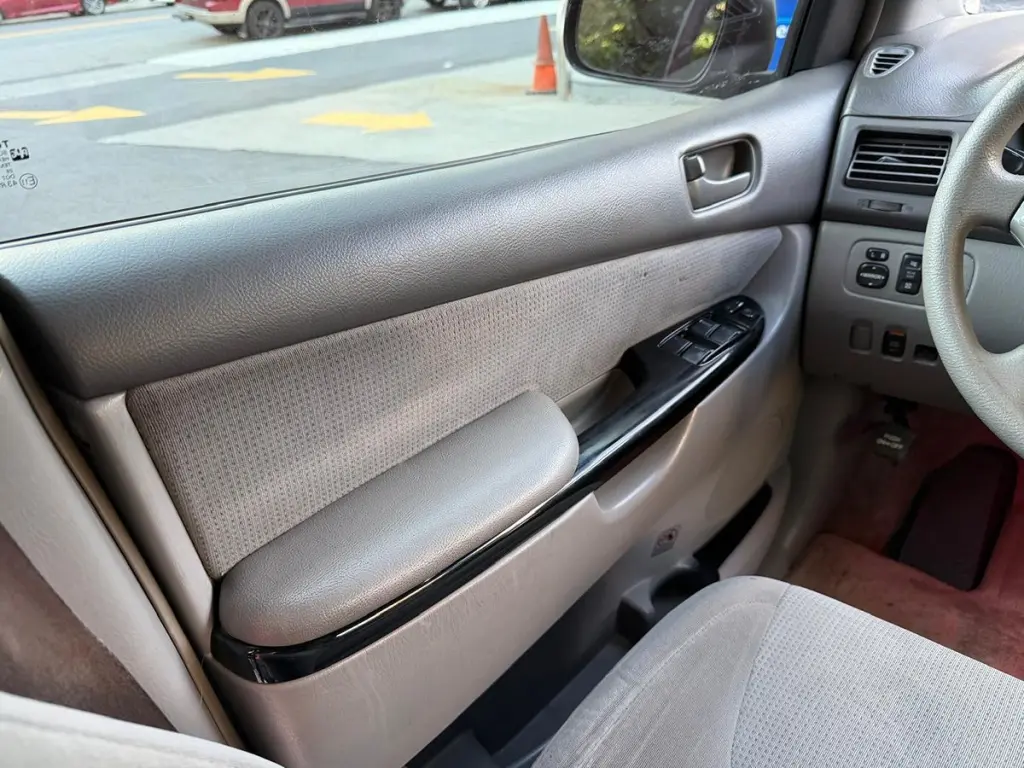 2005 Toyota Sienna CE