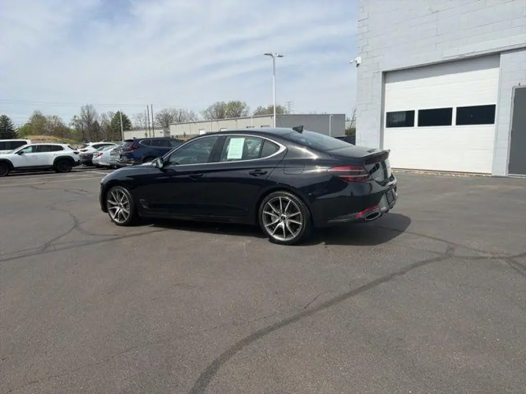 Genesis G70 2025 2.5T Standard 4dr Sedan