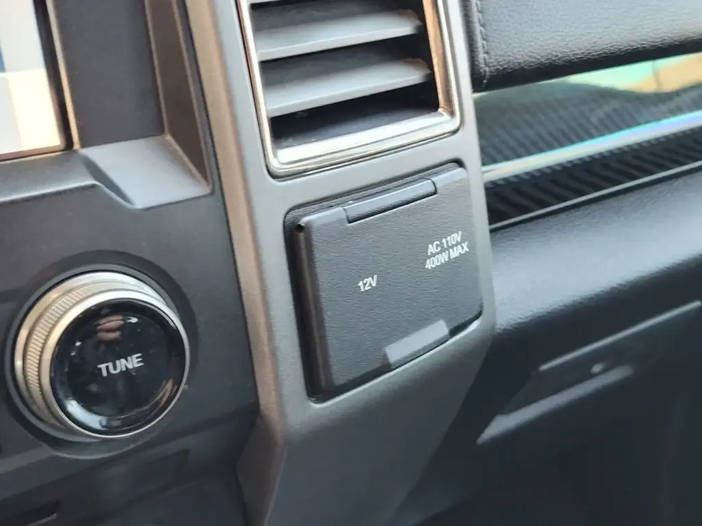 Ford F-150 2018 4x4 Raptor 4dr SuperCrew 5.5 ft. SB