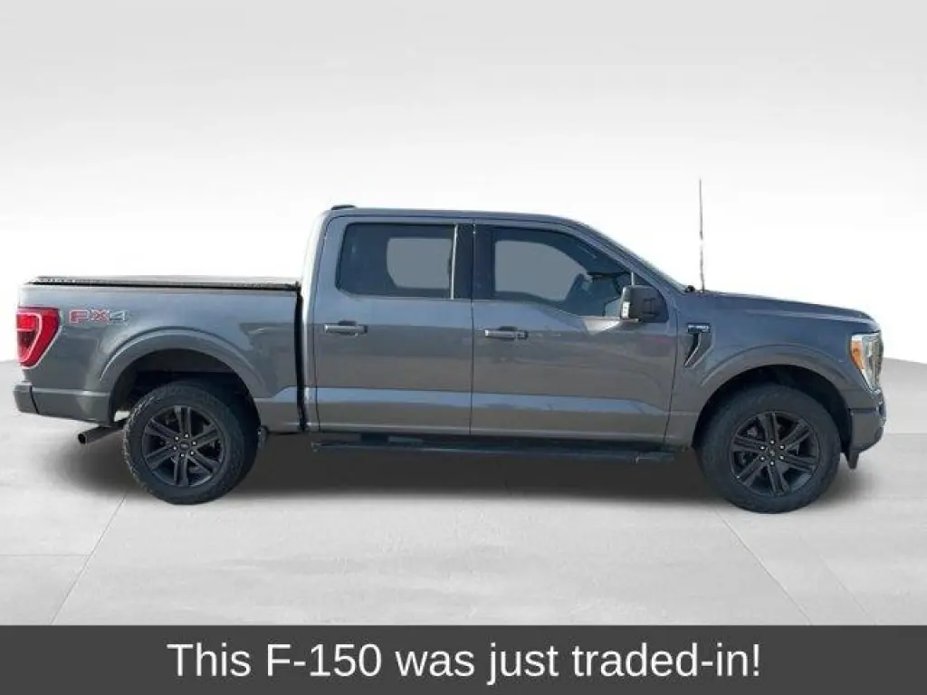 Ford F-150 2022 4x4 XL 4dr SuperCrew 5.5 ft. SB