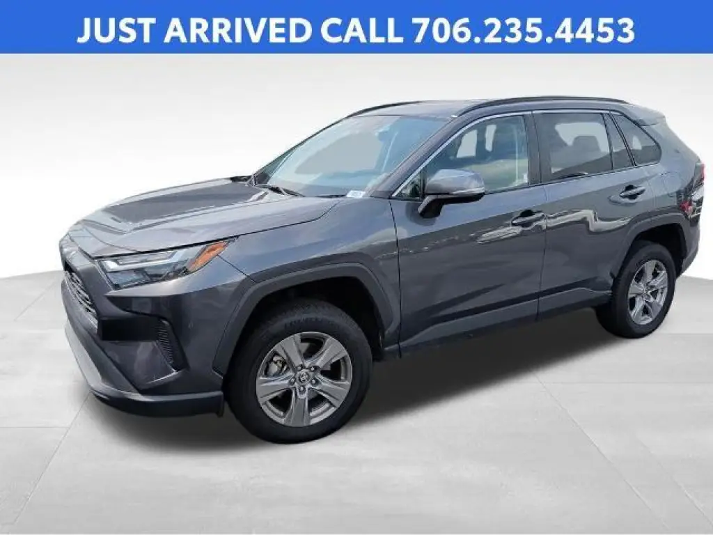Toyota RAV4 2024 XLE 4dr SUV
