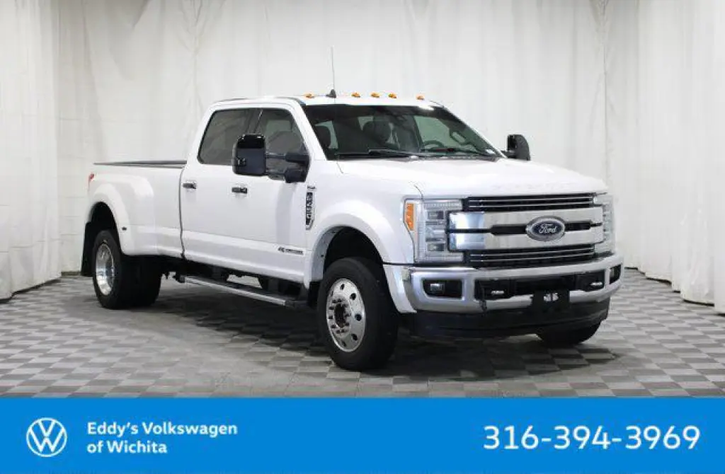 Ford F-450 Super Duty 2019 4x4 Lariat 4dr Crew Cab 8 ft. LB DRW Pickup