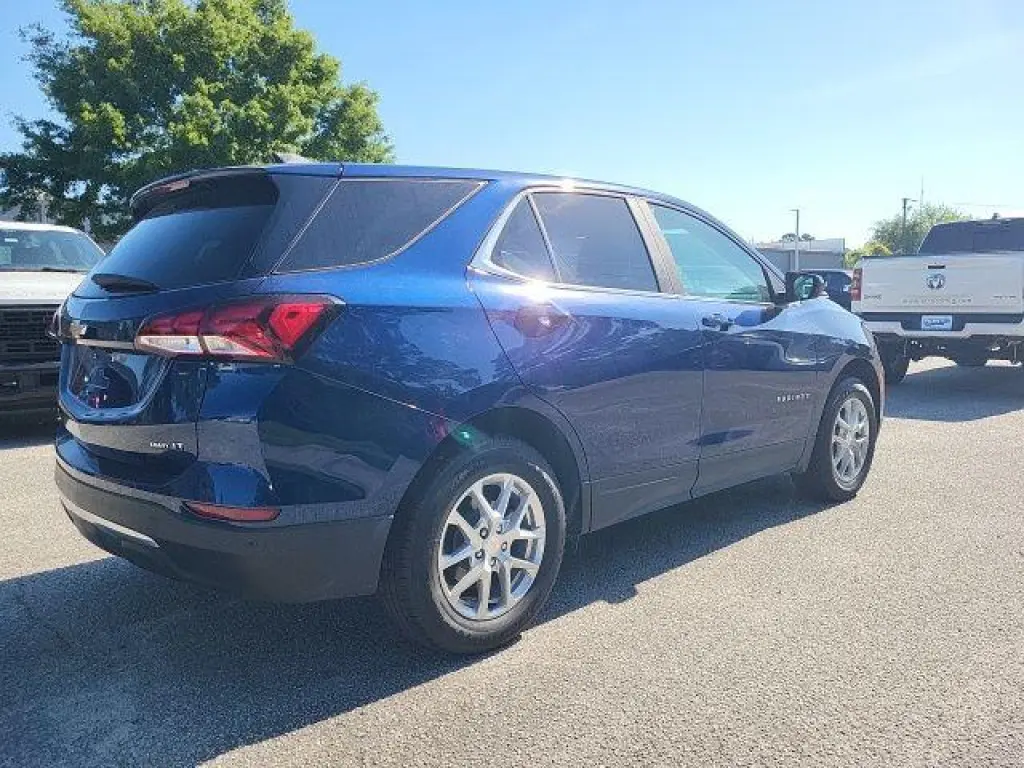 Chevrolet Equinox 2022 4x4 LT 4dr SUV w/2FL