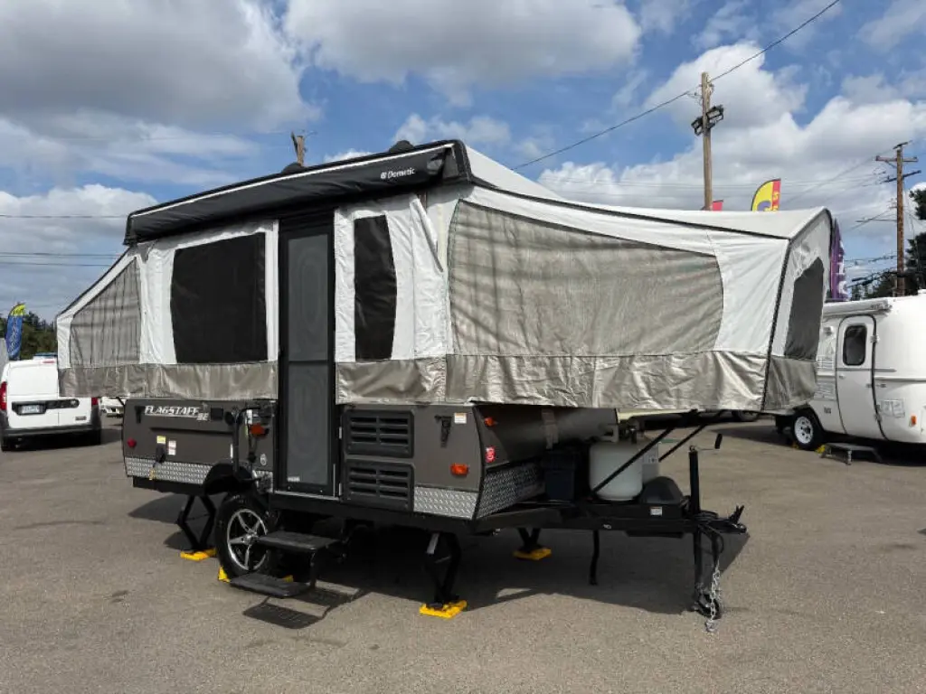 2018 Forest River Flagstaff SE
