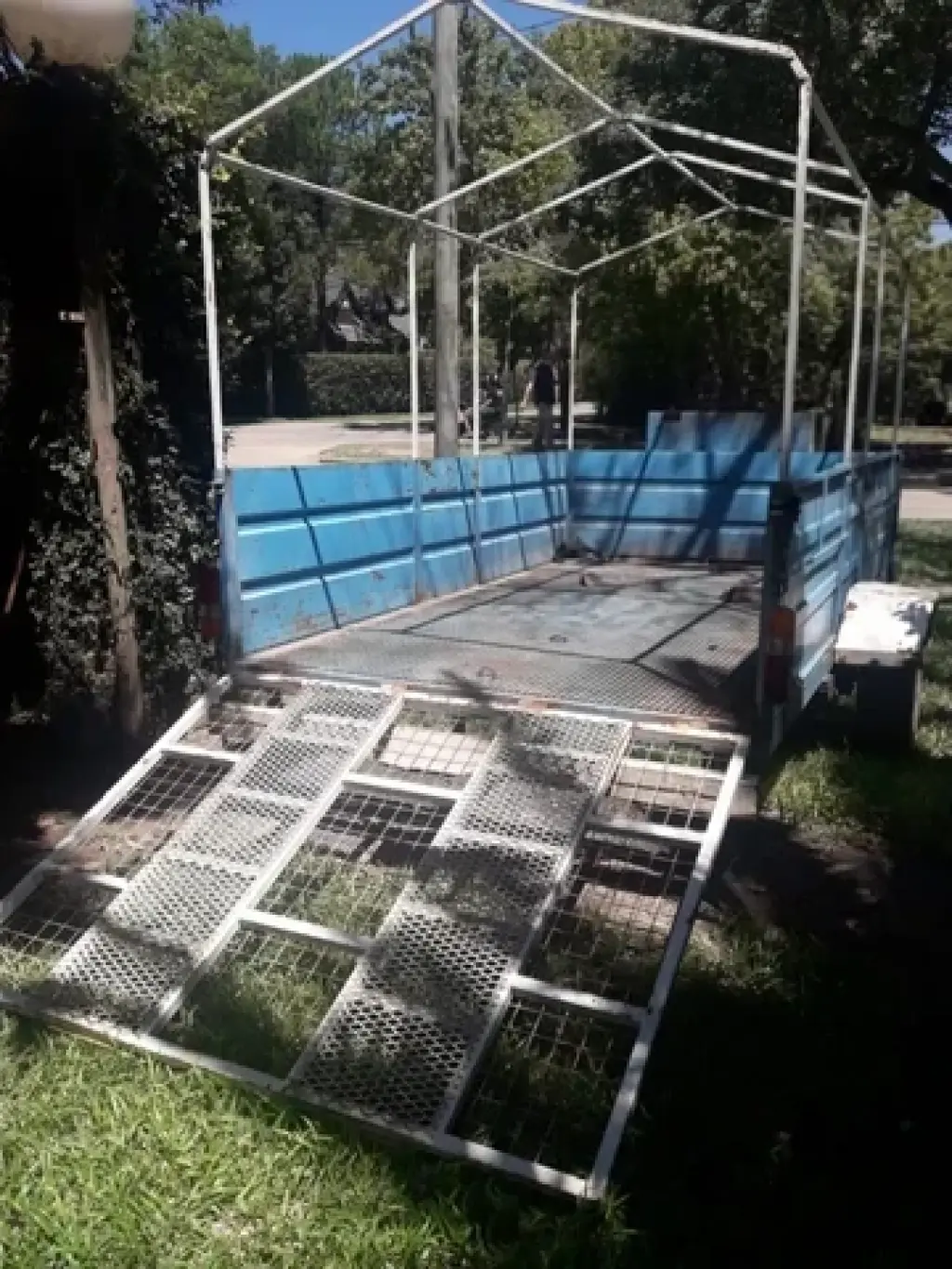 Trailer multifuncion,remolque