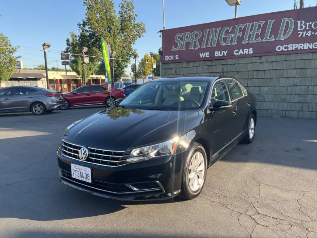 2016 Volkswagen Passat 1.8T S