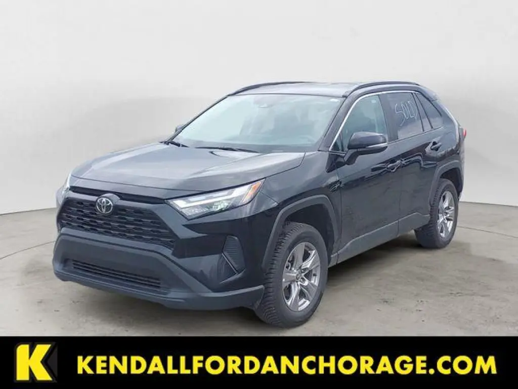 Toyota RAV4 2024 AWD XLE 4dr SUV