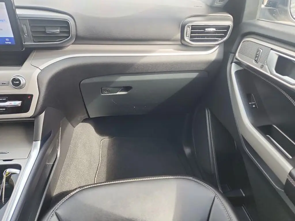 Ford Explorer 2023 AWD XLT 4dr SUV