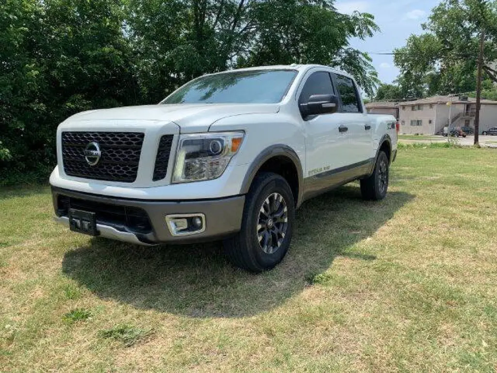 2018 Nissan Titan