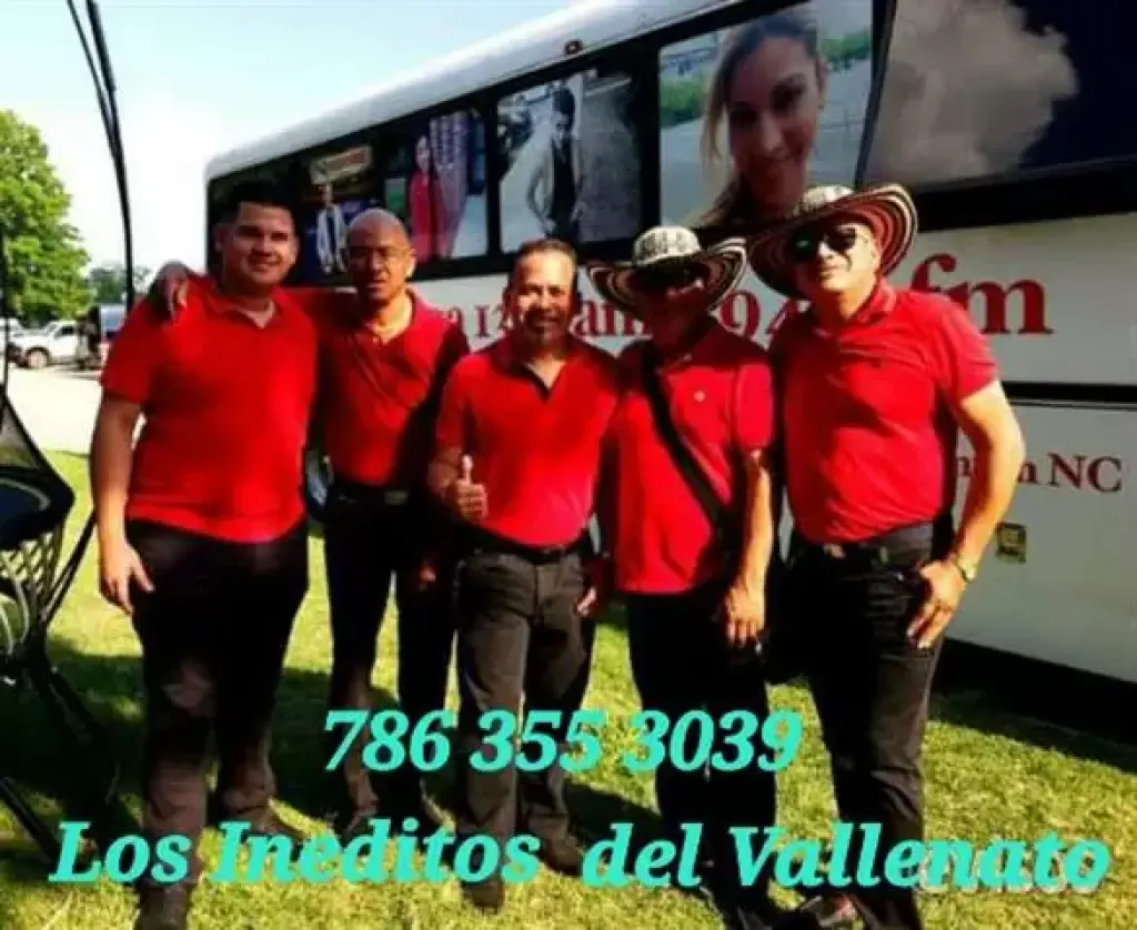 AGRUPACIÓN VALLENATA MIAMI FL.