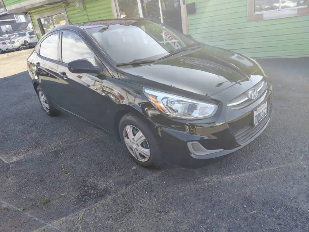 2016 Hyundai Accent SE