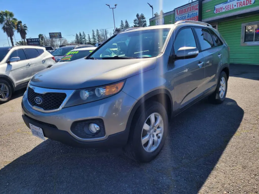 2011 Kia Sorento LX