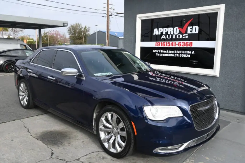 2017 Chrysler 300 C