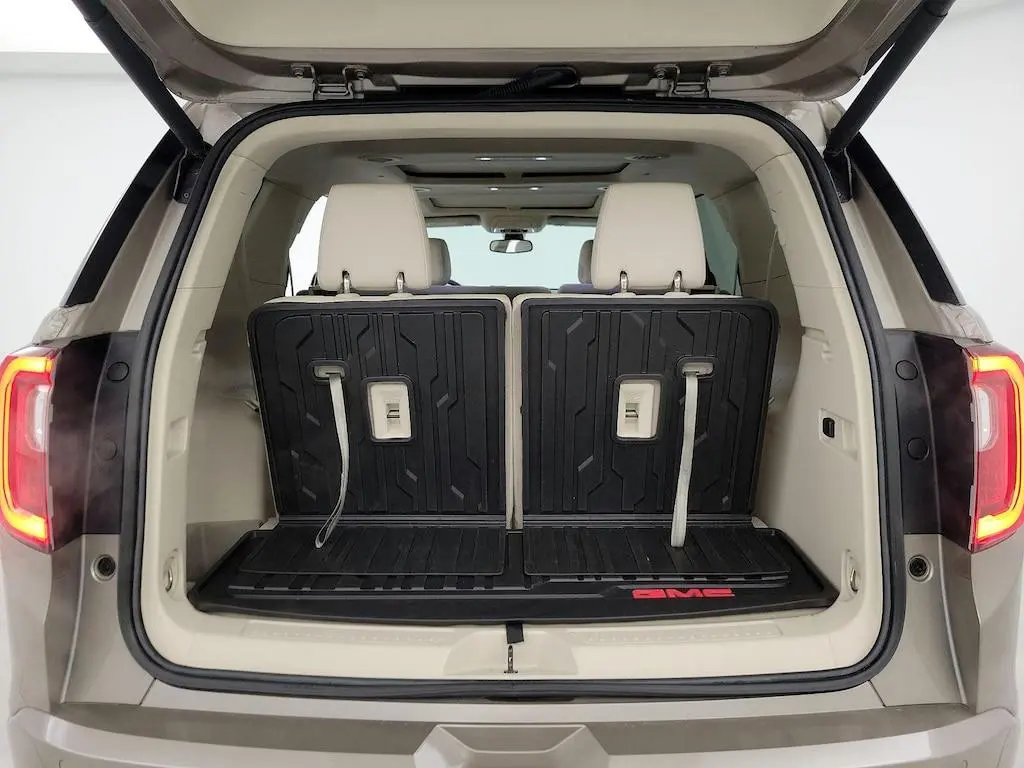 GMC Acadia 2022 4x4 Denali 4dr SUV