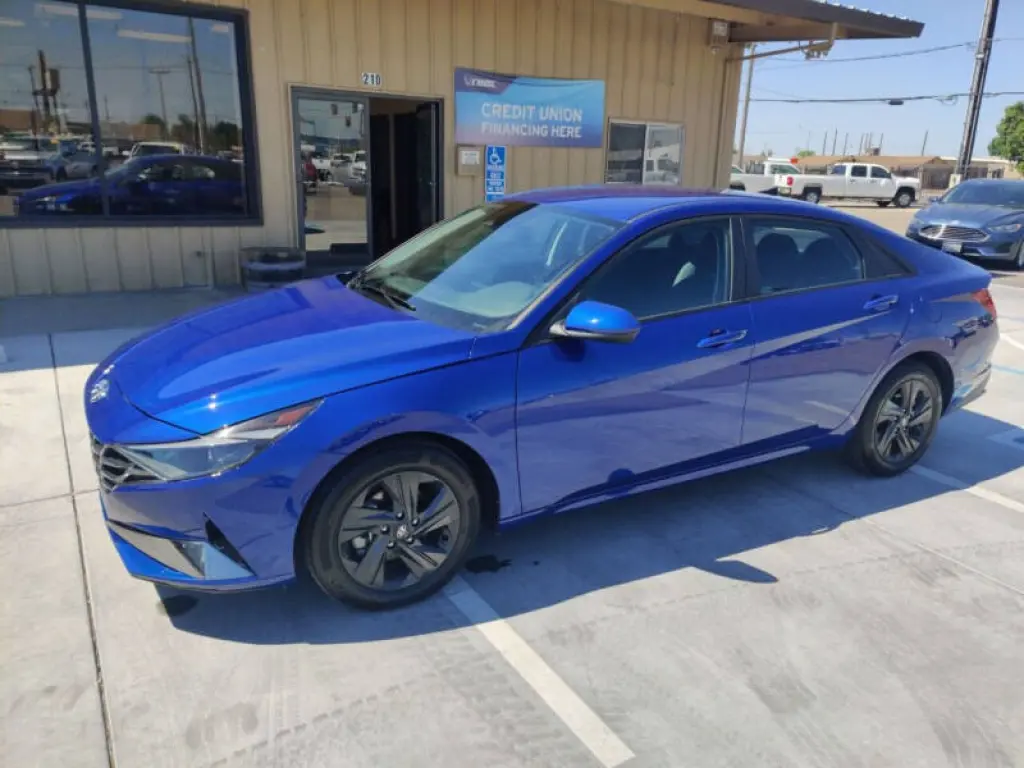 2022 Hyundai Elantra SEL