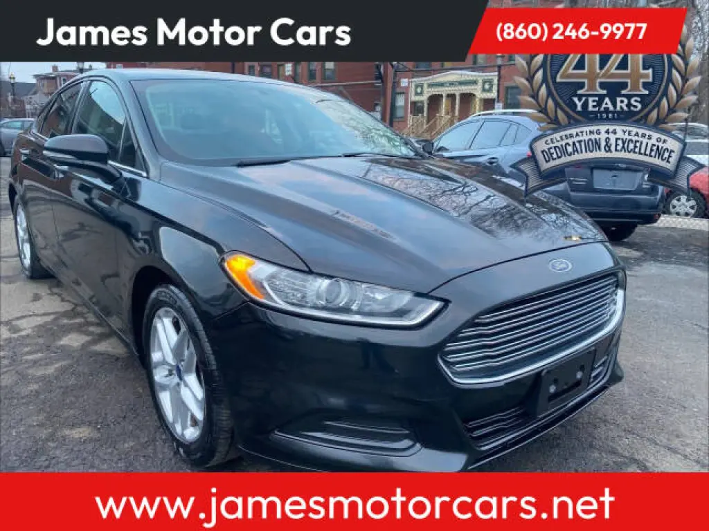 2013 Ford Fusion
SE