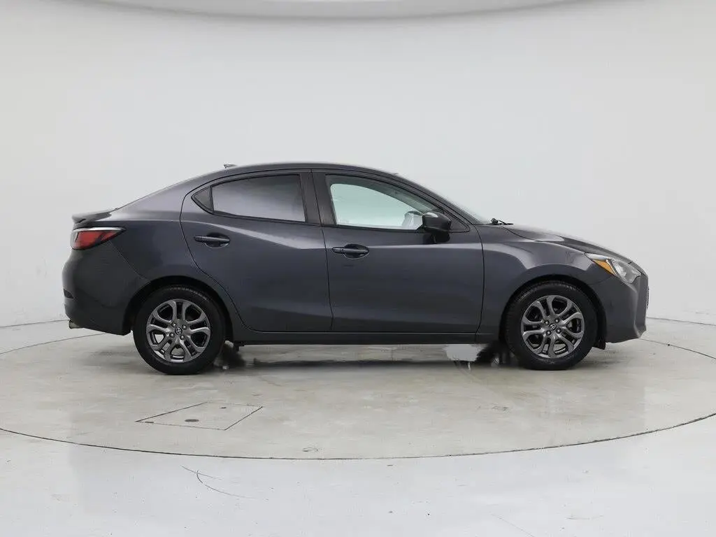 Toyota Yaris 2019 LE 4dr Sedan 6M