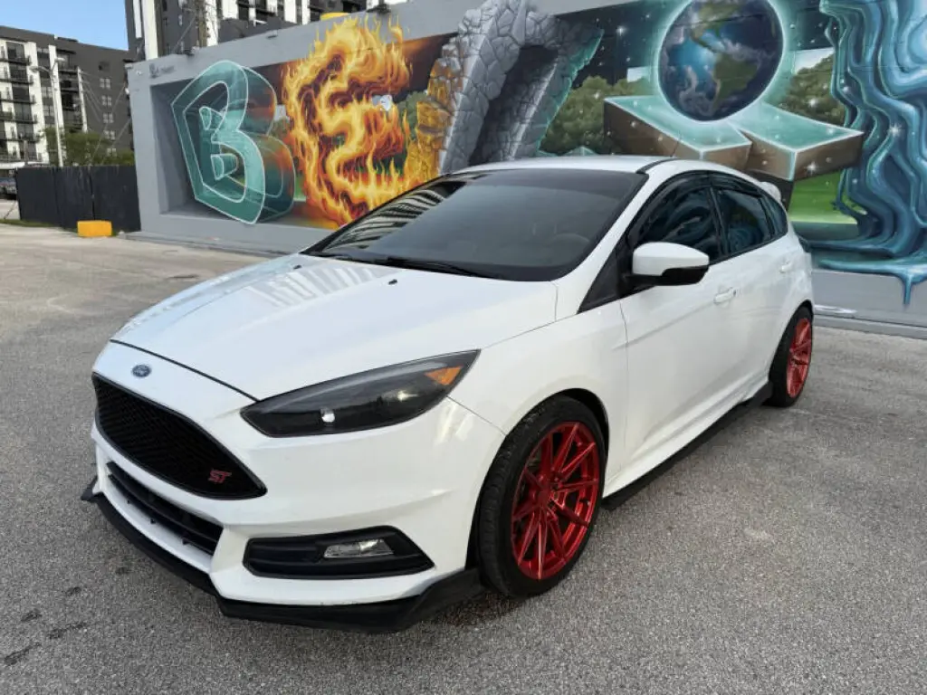 2017 Ford Focus ST
