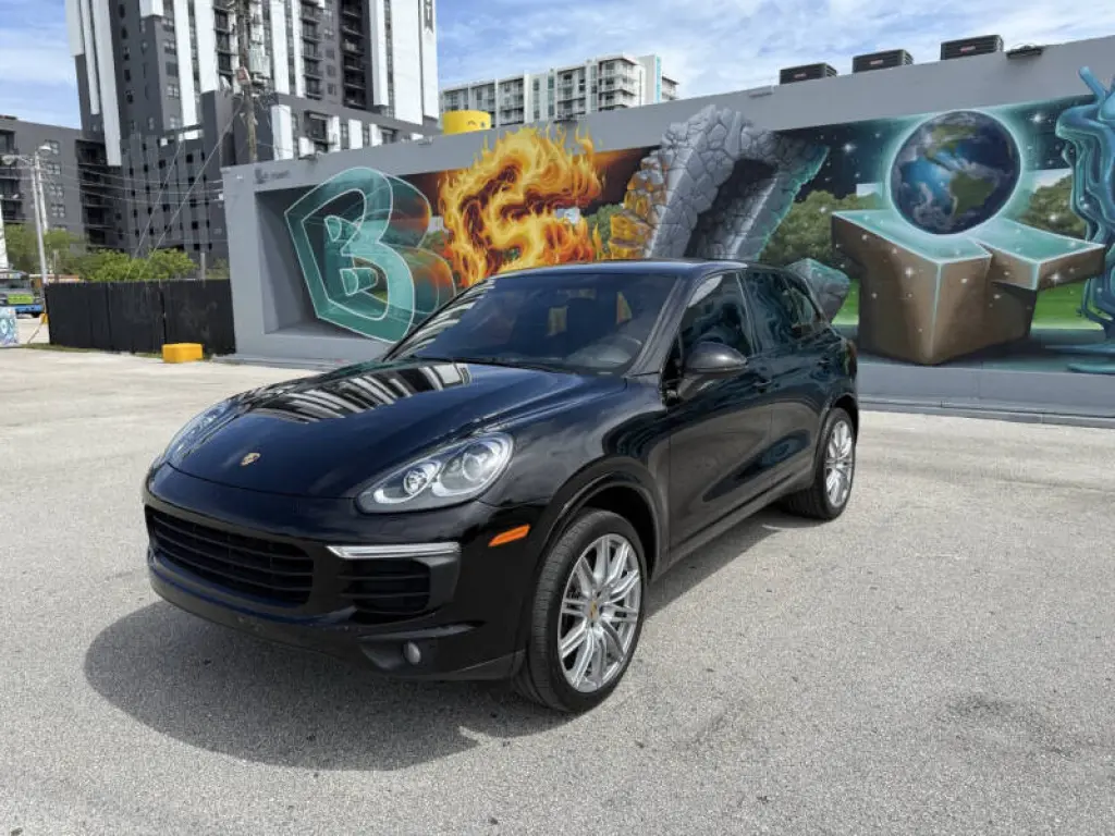 2018 Porsche Cayenne Platinum Edition