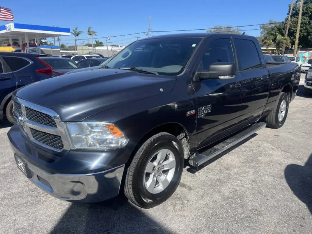 2020 RAM 1500 Classic SLT