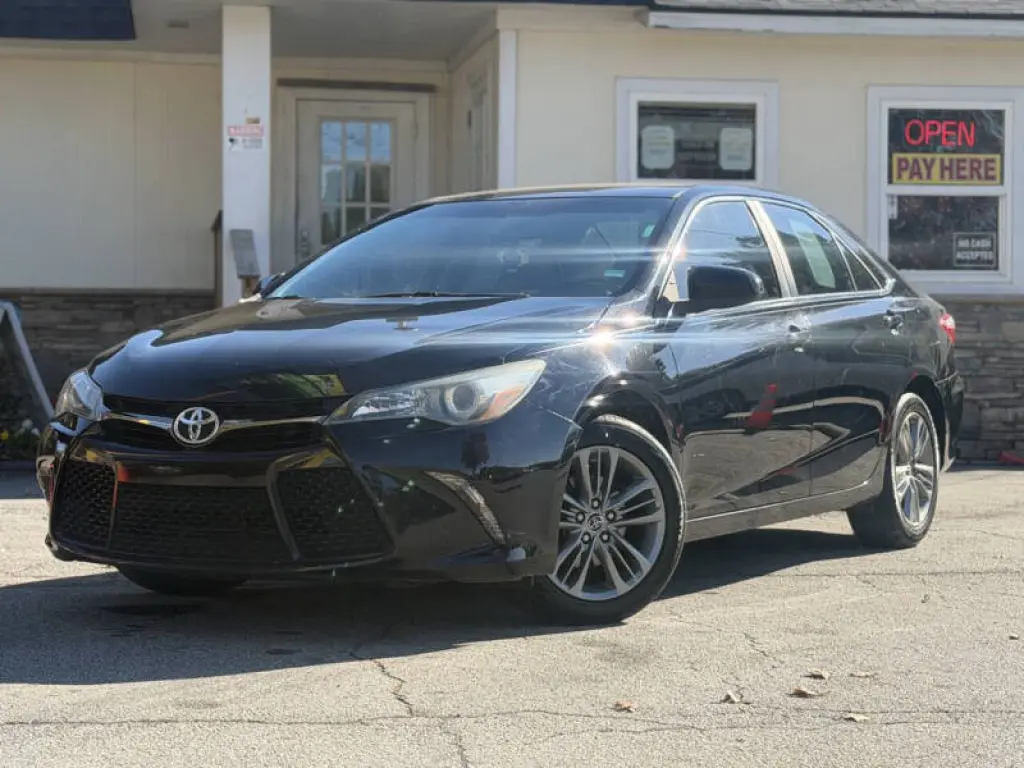 2016 Toyota Camry LE
