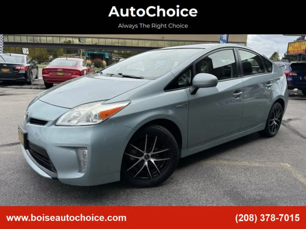 2013 Toyota Prius Three