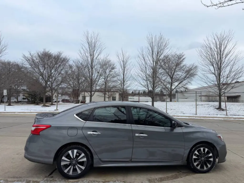 2019 Nissan Sentra SR