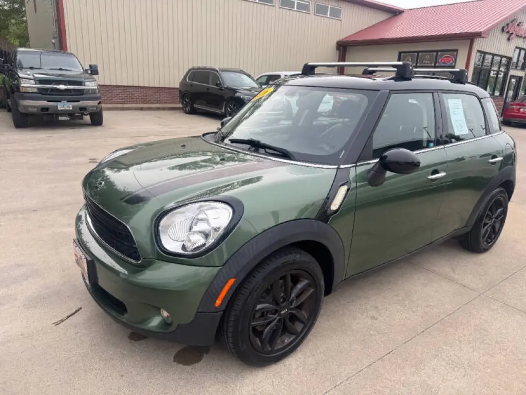 2016 MINI Countryman Cooper