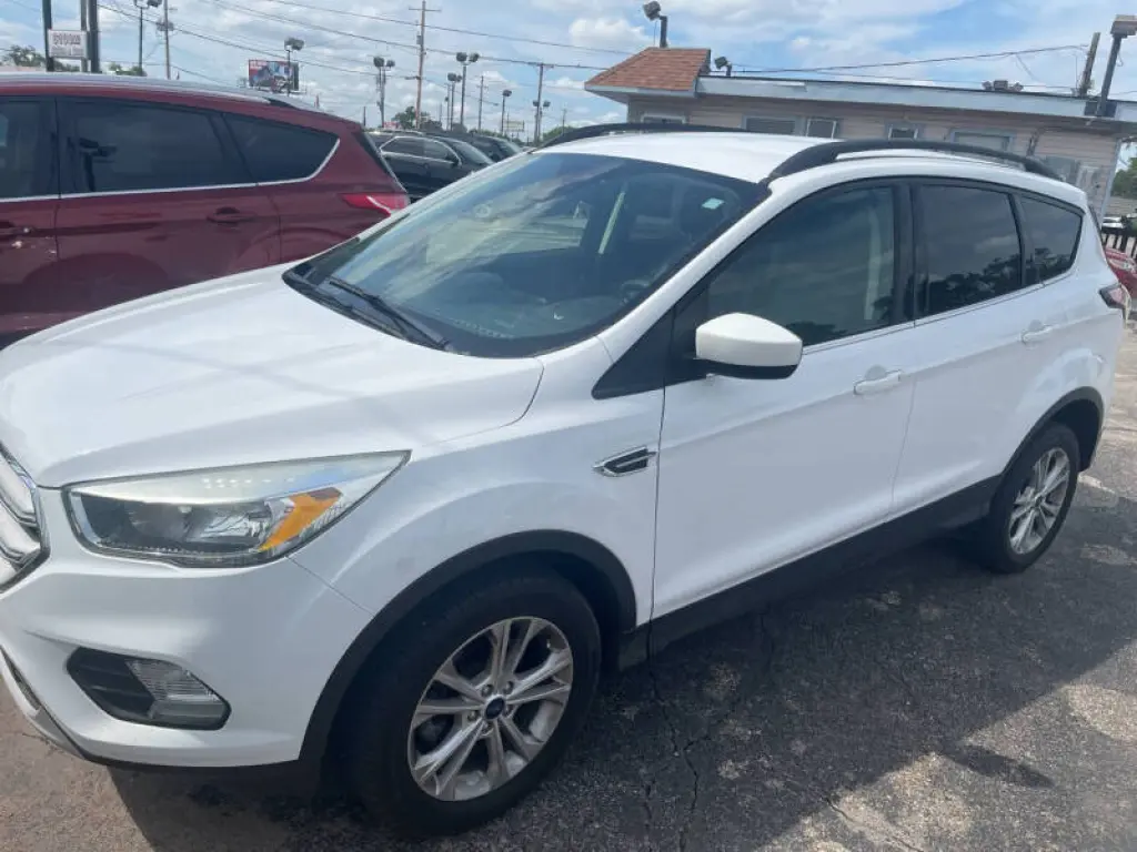 2018 Ford Escape SE