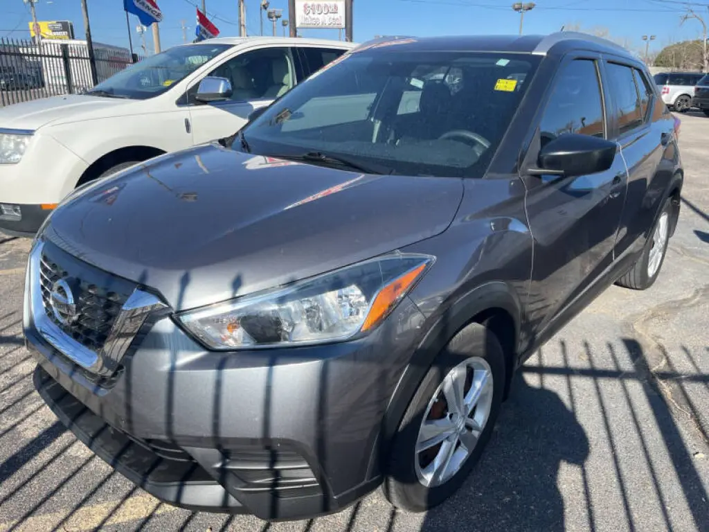 2019 Nissan Kicks S