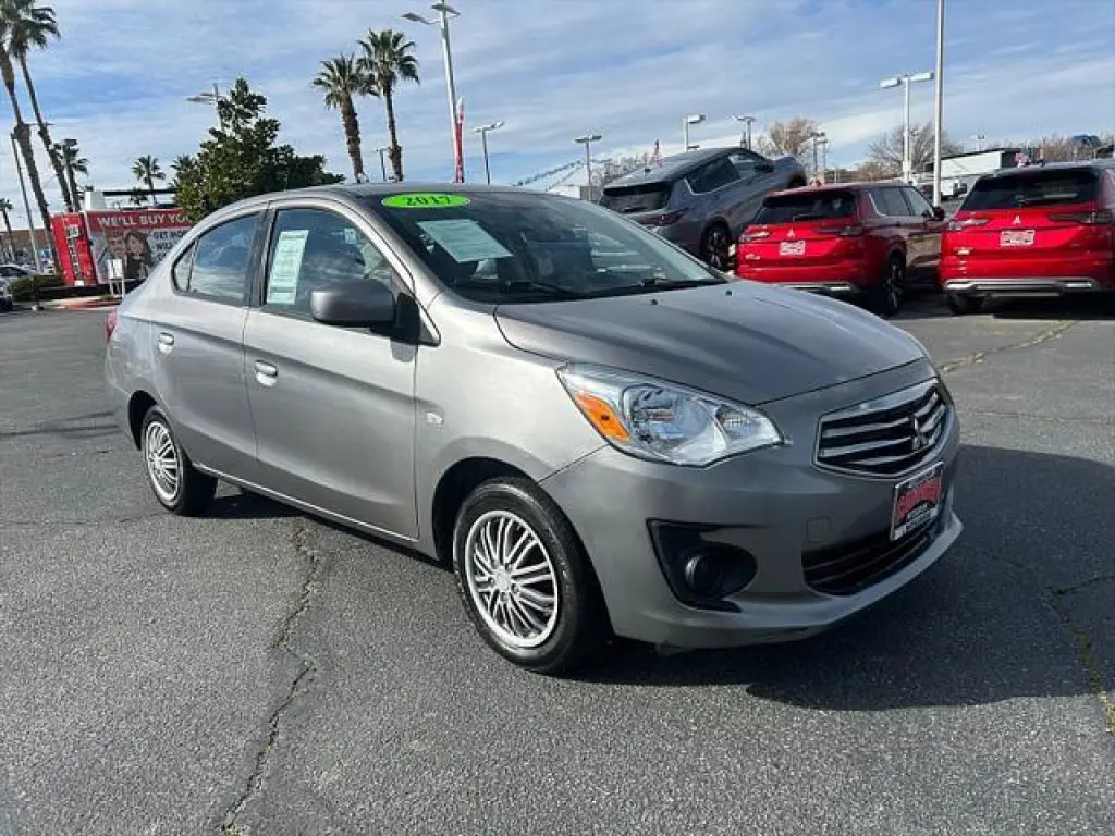 Mitsubishi Mirage G4 2017 ES 4dr Sedan 5M