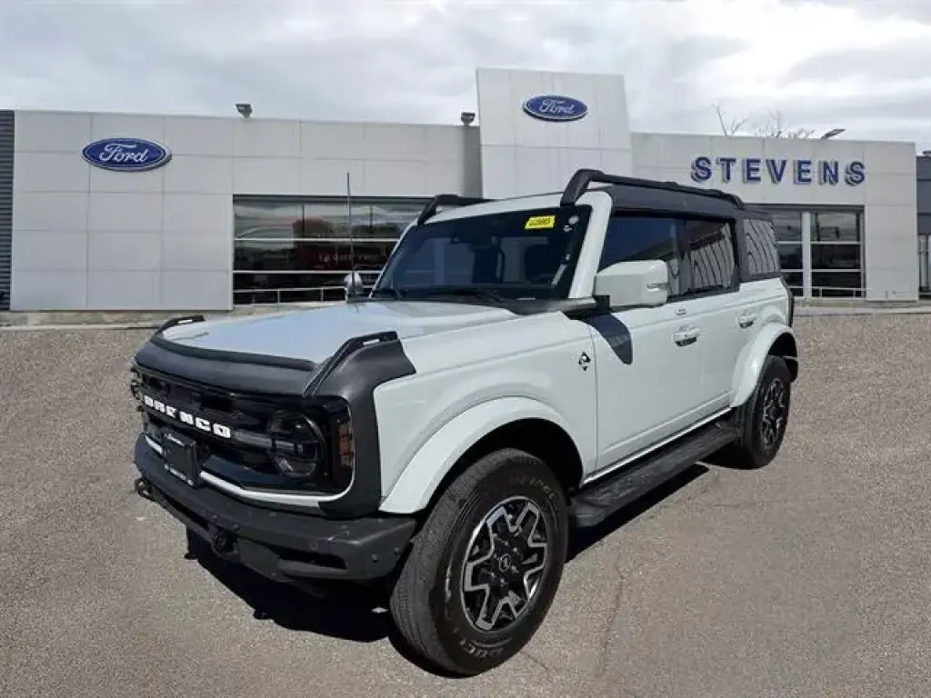 Ford Bronco 2022 4x4 Outer Banks 4dr SUV
