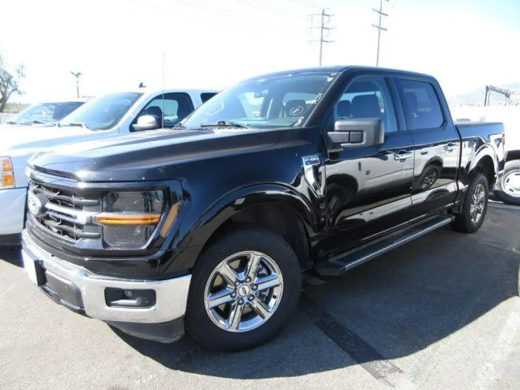 Ford F-150 2025 4x2 XLT 4dr SuperCrew 5.5 ft. SB