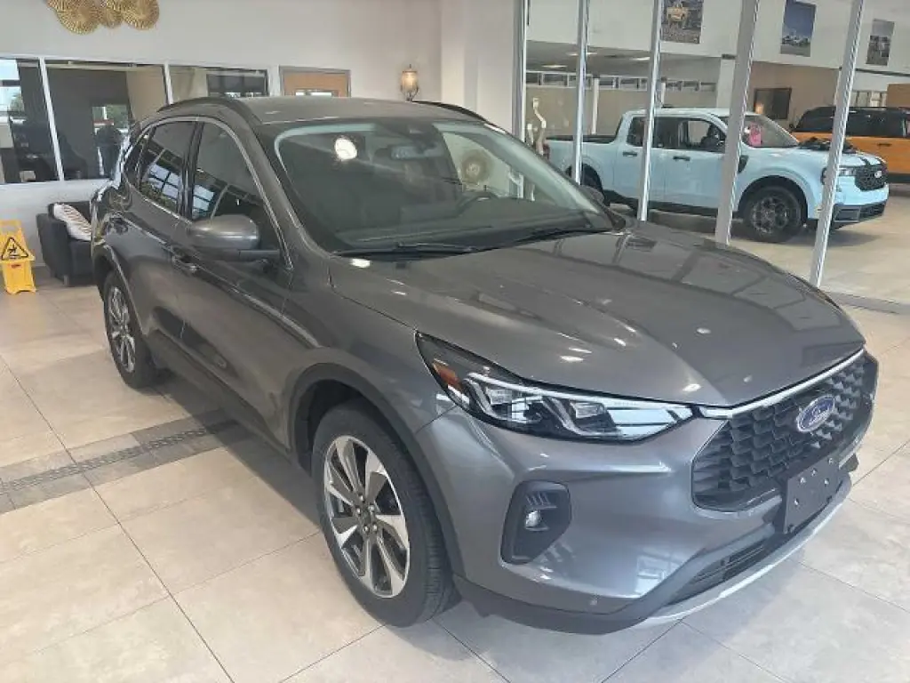 Ford Escape 2024 AWD Platinum 4dr SUV