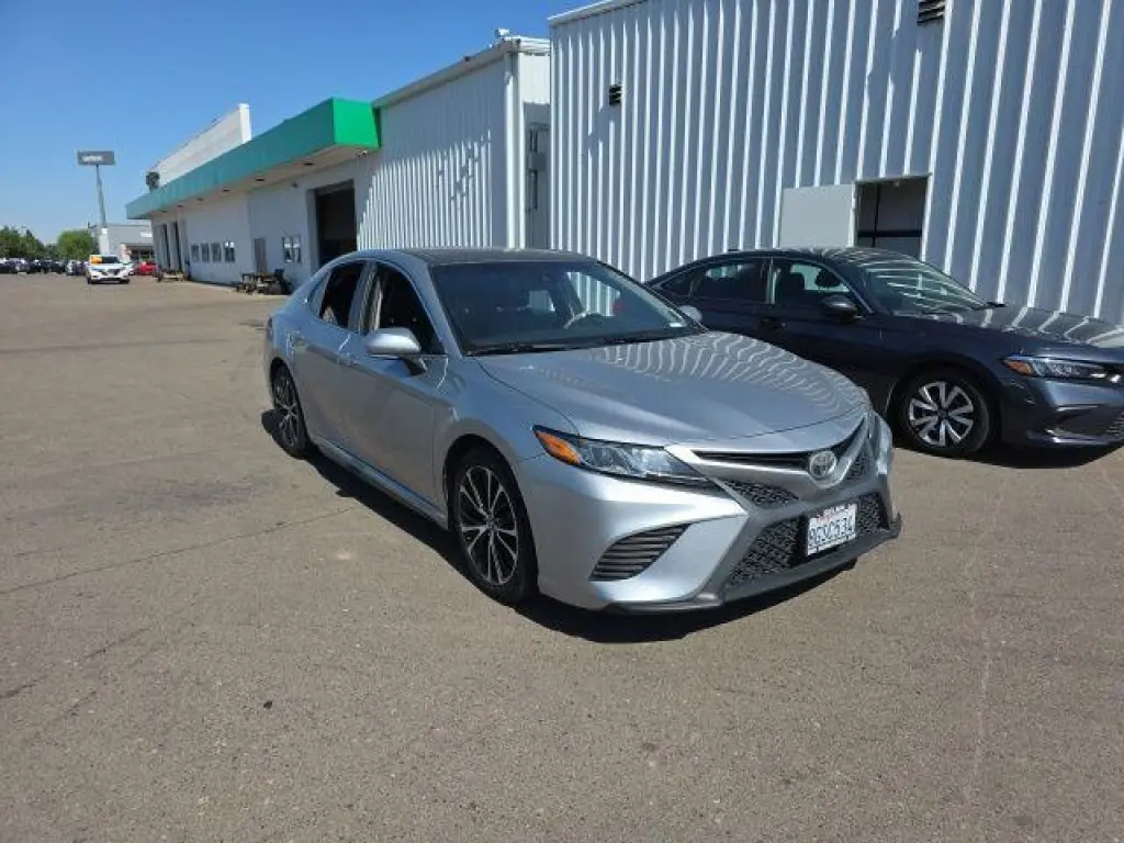 Toyota Camry 2018 SE 4dr Sedan