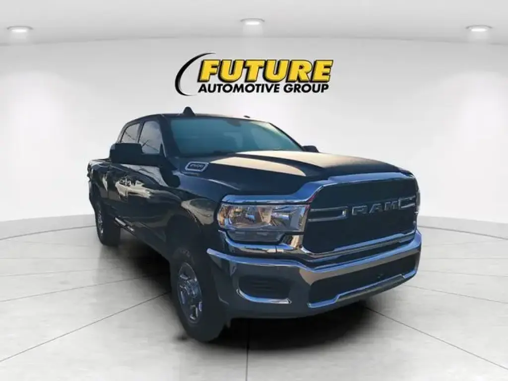 Ram 2500 2021 4x4 Tradesman 4dr Crew Cab 6.3 ft. SB Pickup