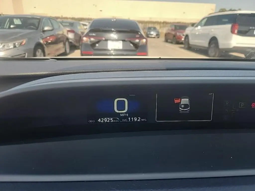 Toyota Prius Prime 2021 LE 4dr Hatchback