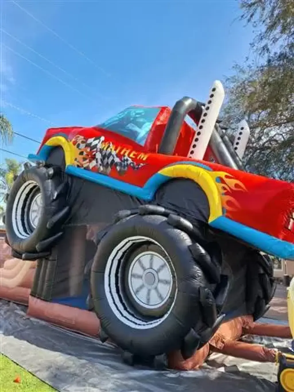 Monster truck jumper