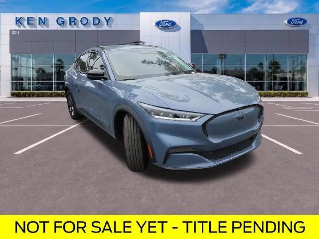 Ford Mustang Mach-E 2023 Select 4dr SUV