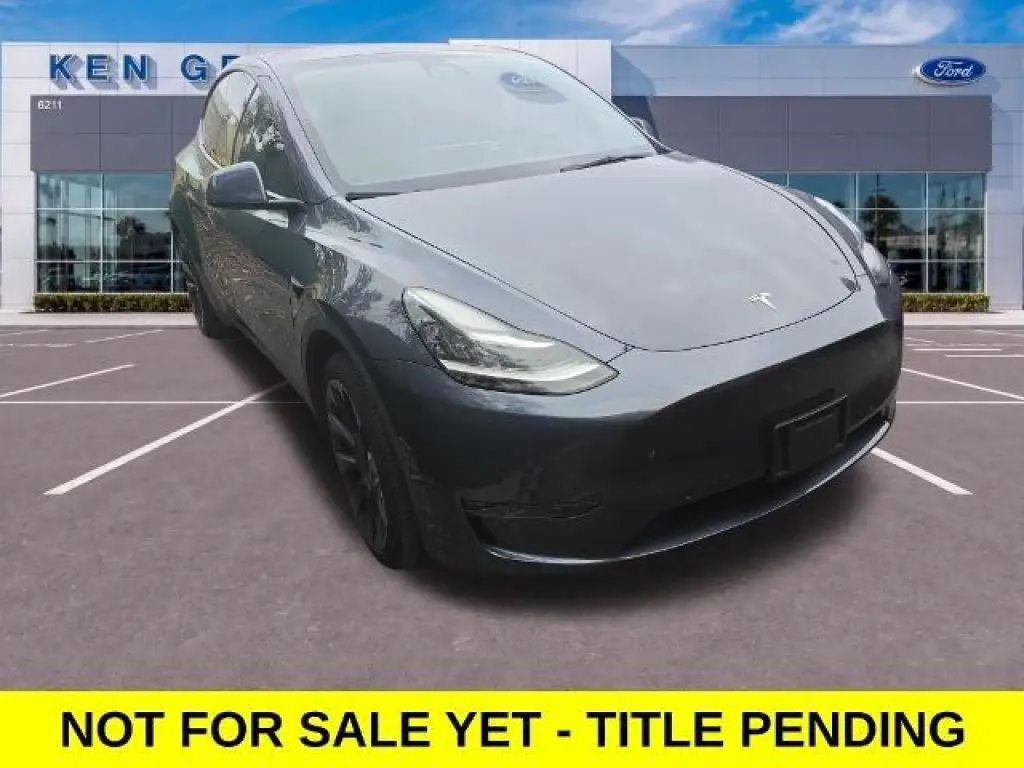 Tesla Model Y 2022 AWD Long Range 4dr Crossover