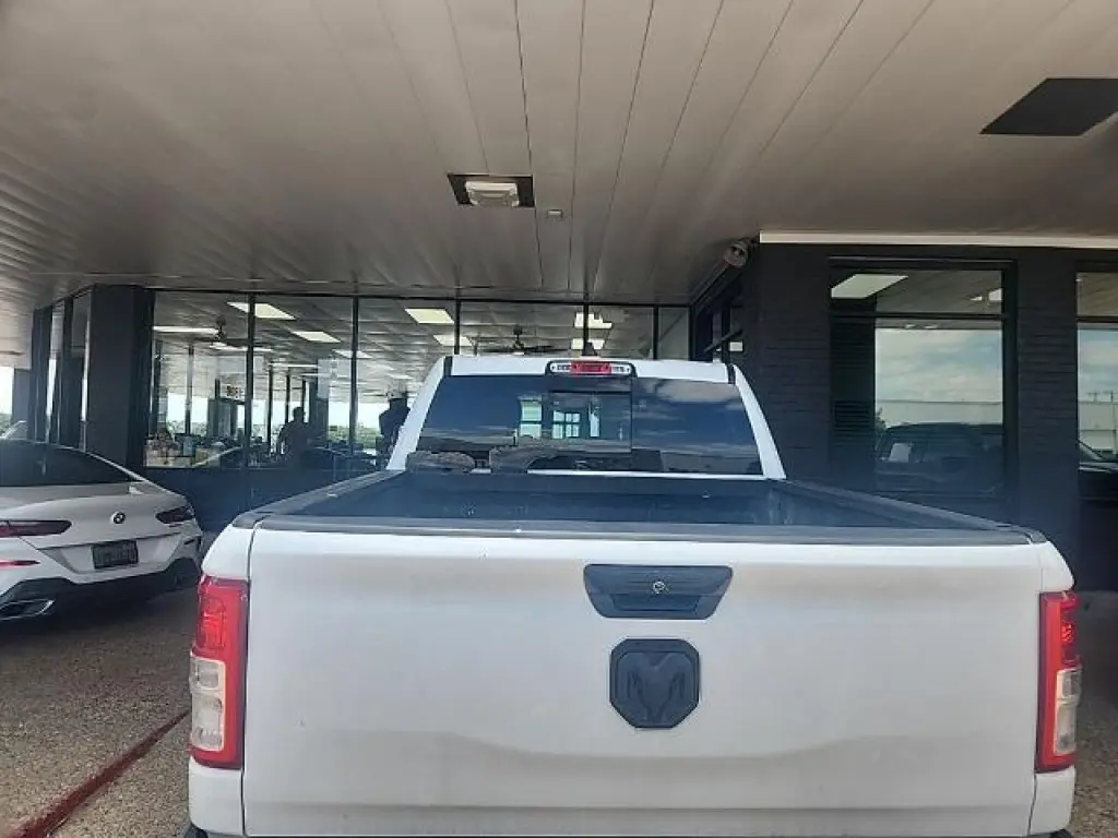 Ram 1500 2022 4x2 Big Horn 4dr Crew Cab 5.6 ft. SB Pickup