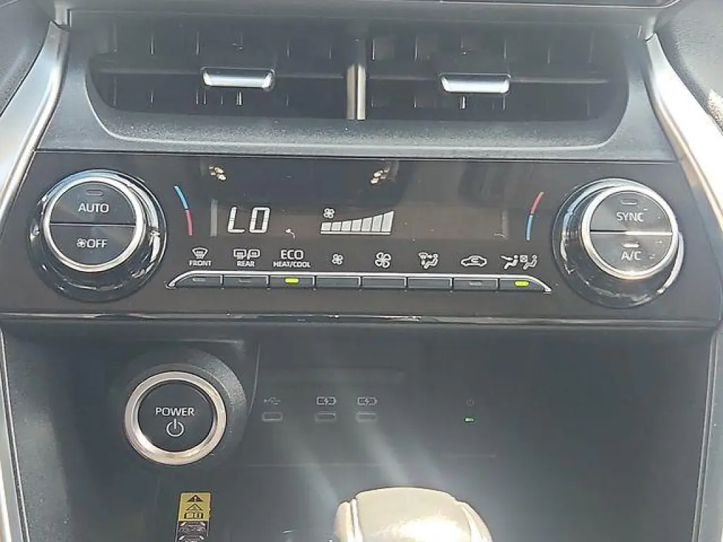 Toyota Venza 2023 AWD LE 4dr Crossover