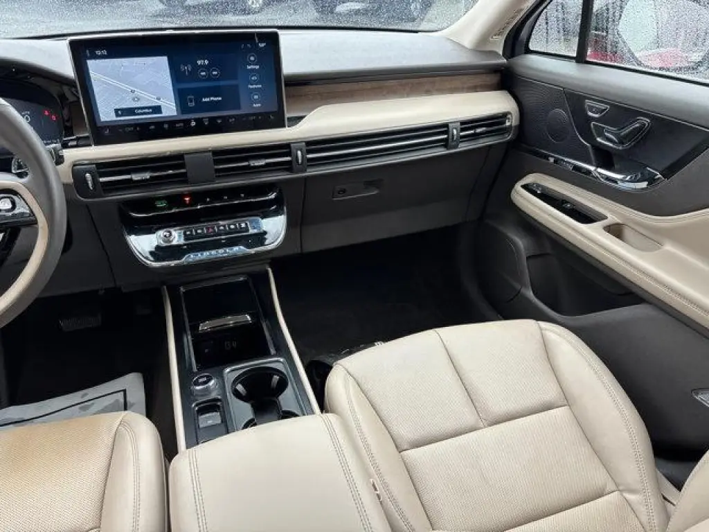 Lincoln Corsair 2023 AWD Reserve 4dr SUV
