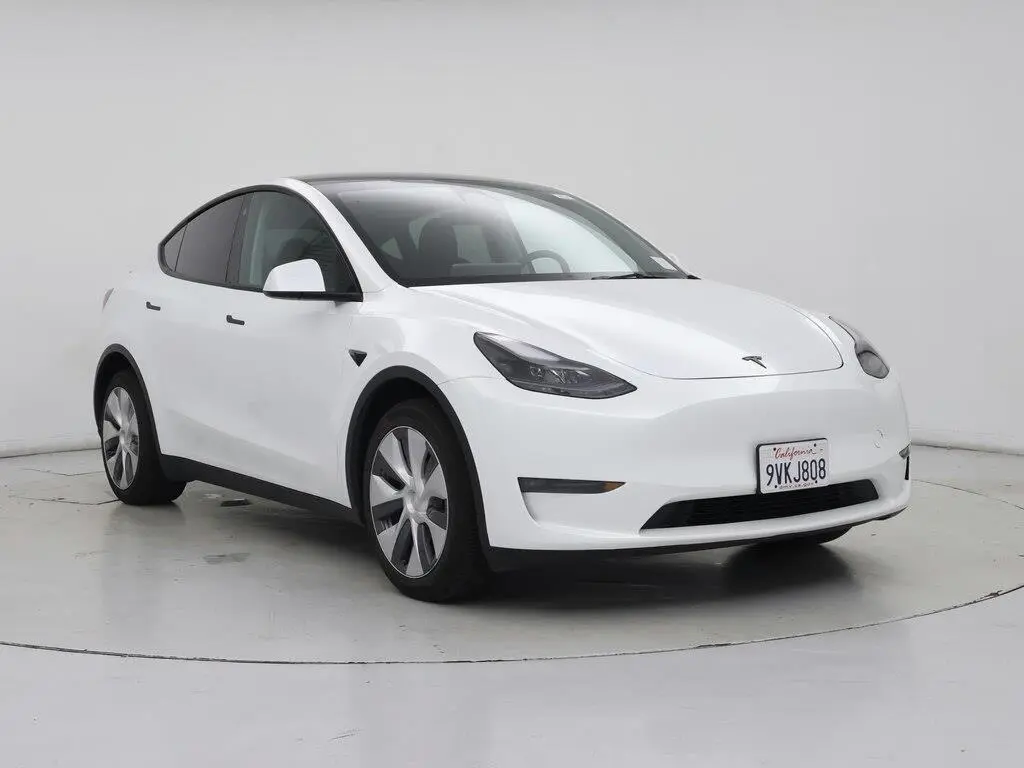 Tesla Model Y 2023 AWD Long Range 4dr Crossover