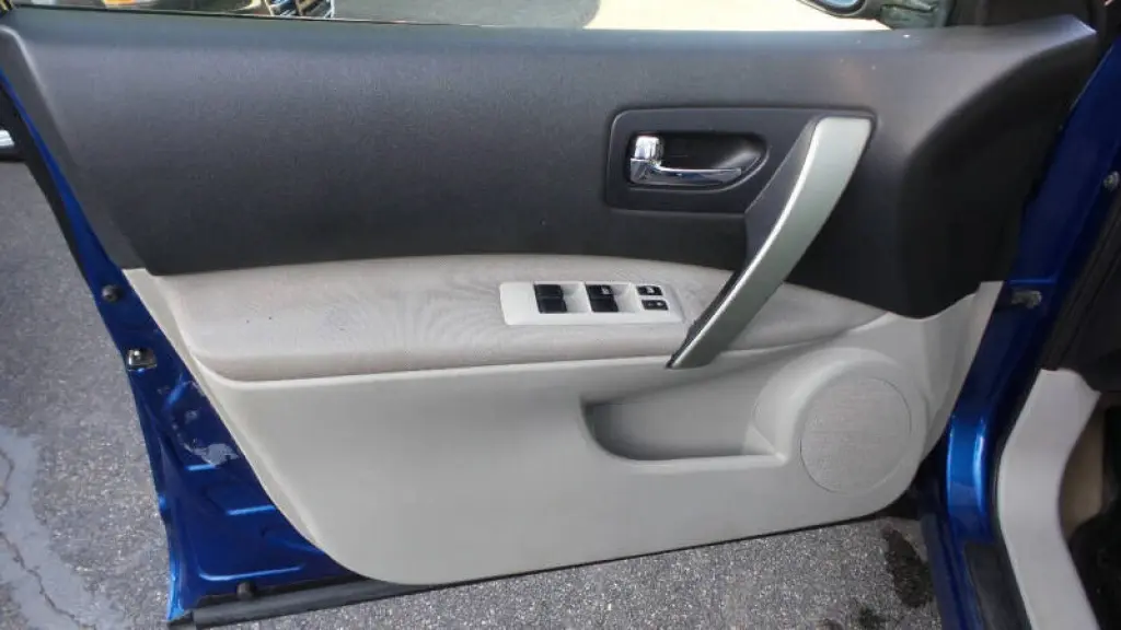 2011 Nissan Rogue S