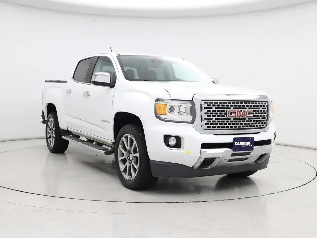 GMC Canyon 2019 4x4 Denali 4dr Crew Cab 5 ft. SB
