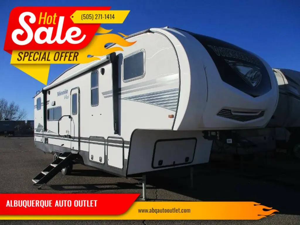 2020 Winnebago MINNIE RV 29RBH