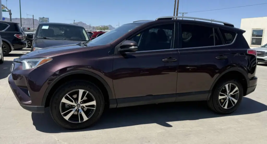 2017 Toyota RAV4 XLE